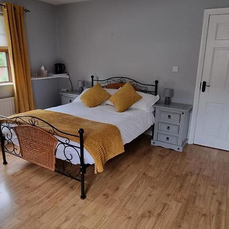 The Madden Guest House Gilford Kültér fotó